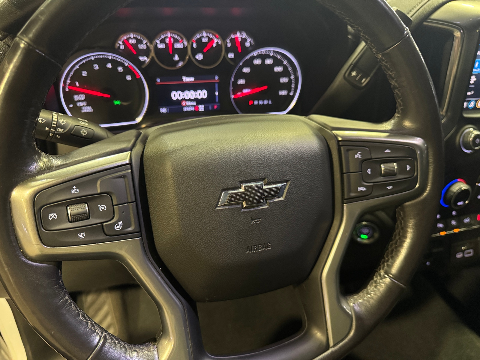 Thumbnail: 2020 Chevrolet Silverado 1500 - 4