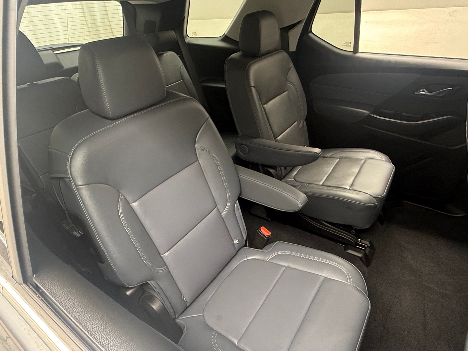 Thumbnail: 2021 Chevrolet Traverse - 5