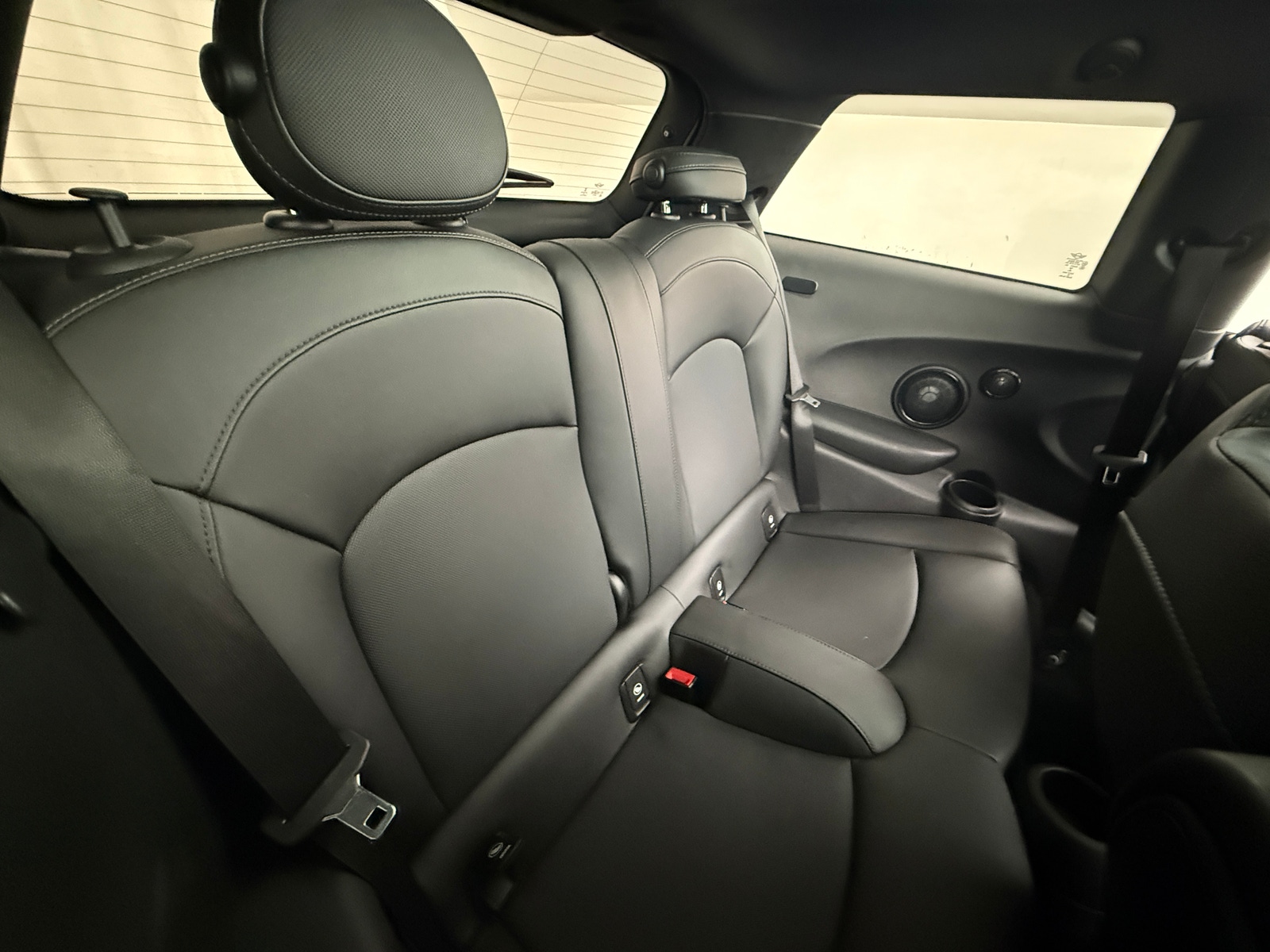 Thumbnail: 2019 MINI Cooper Hardtop - 5