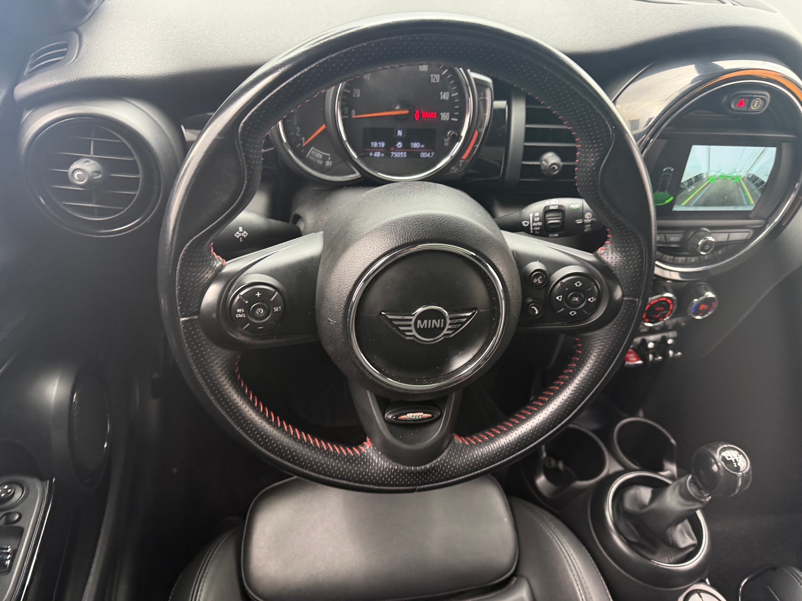 Thumbnail: 2019 MINI Cooper Hardtop - 4