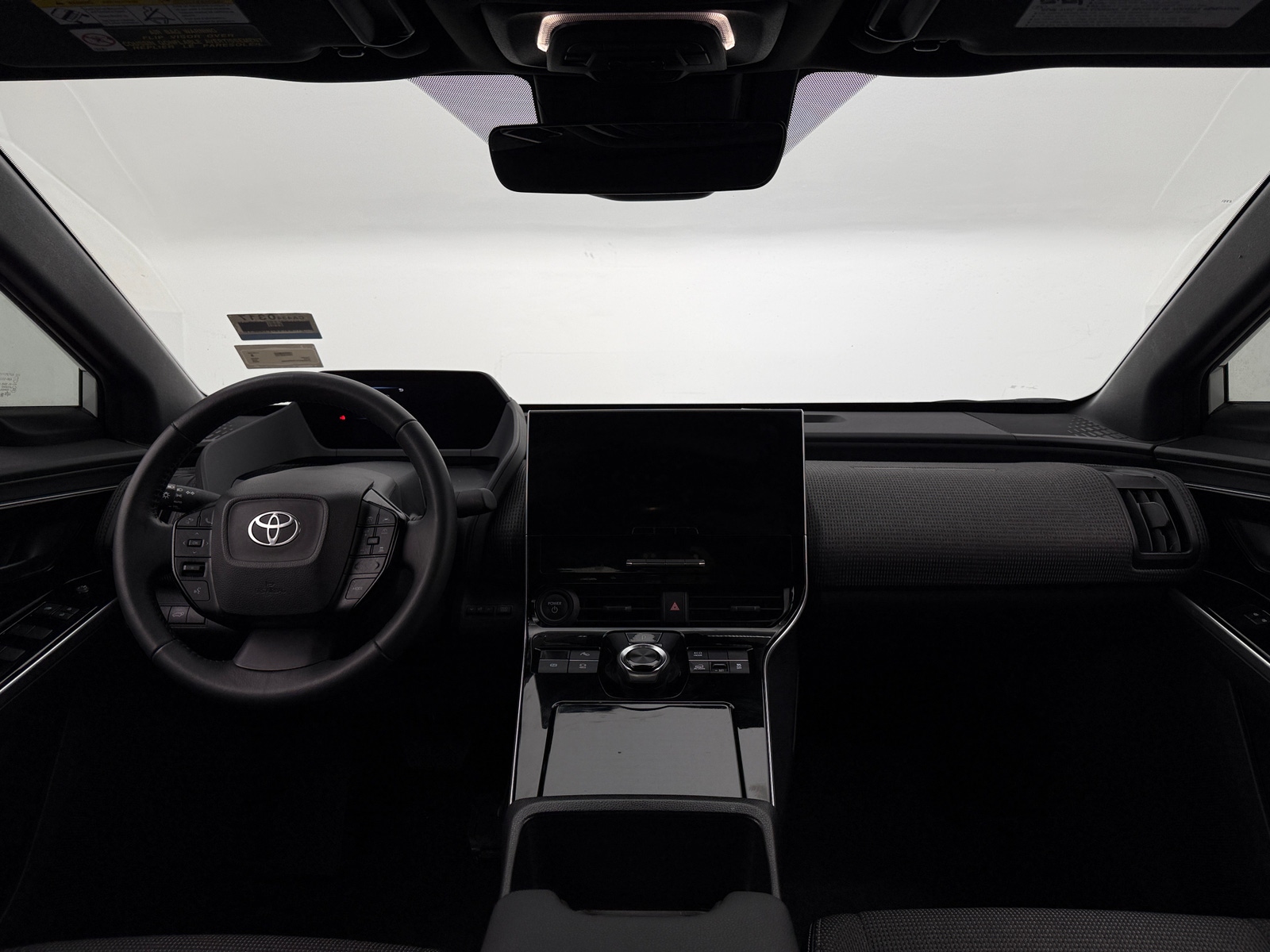 Thumbnail: 2025 Toyota bZ4X - 3