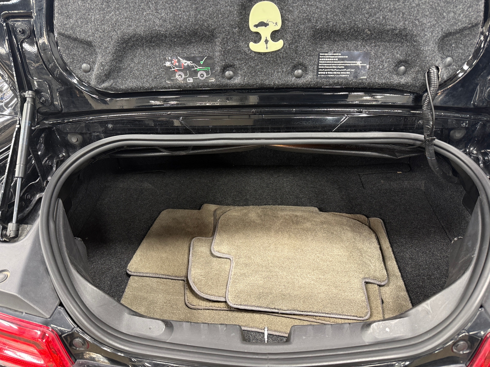 Thumbnail: 2015 Chevrolet Camaro - 6