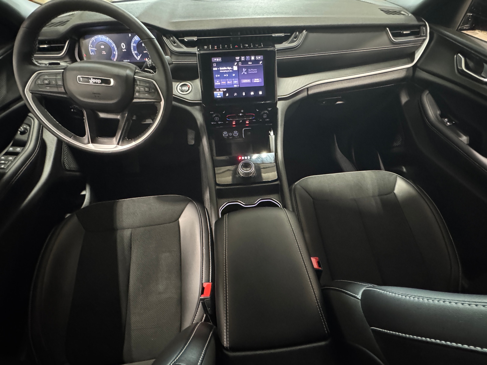 Thumbnail: 2025 Jeep Grand Cherokee L - 2