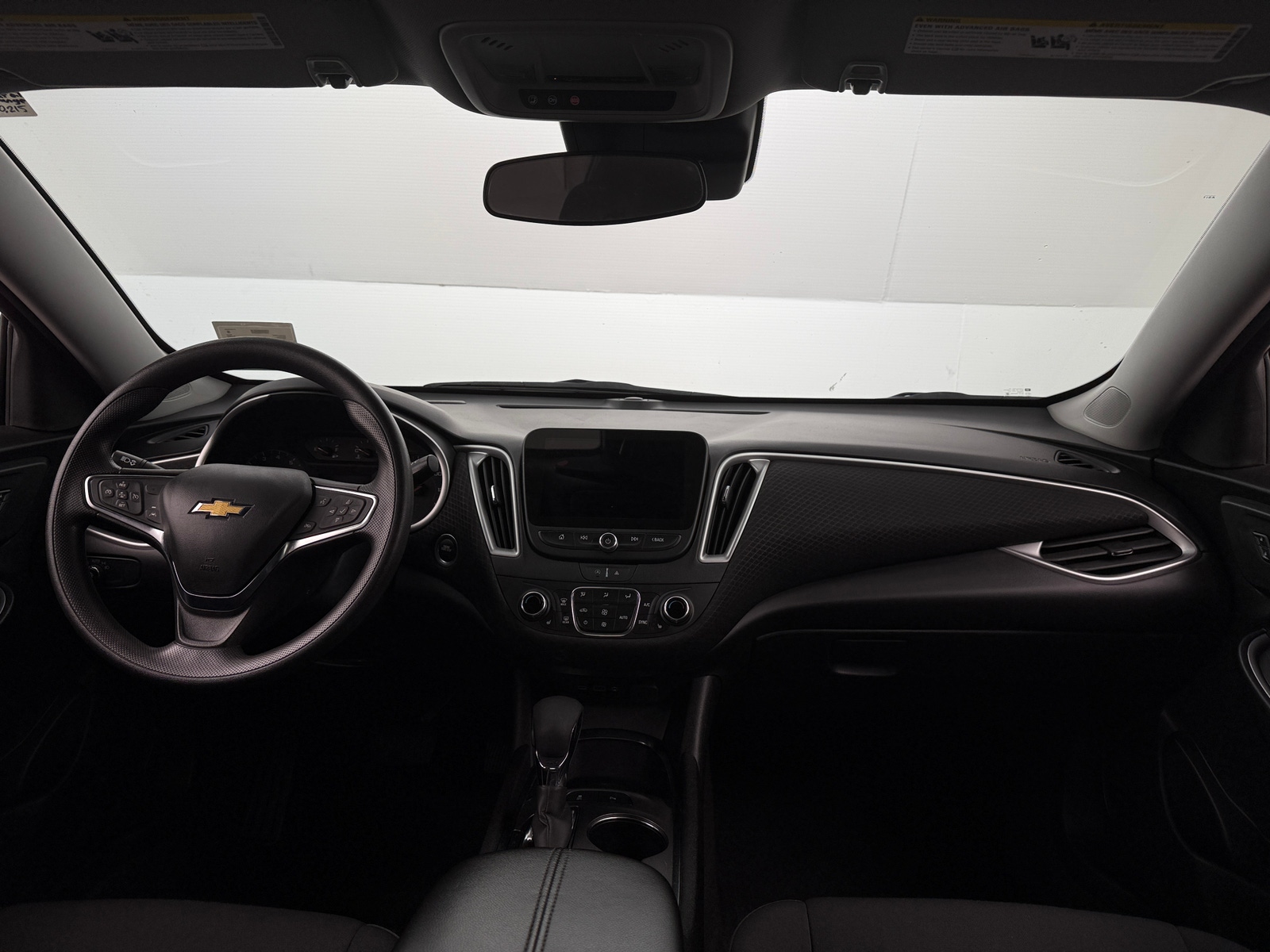 Thumbnail: 2024 Chevrolet Malibu - 3