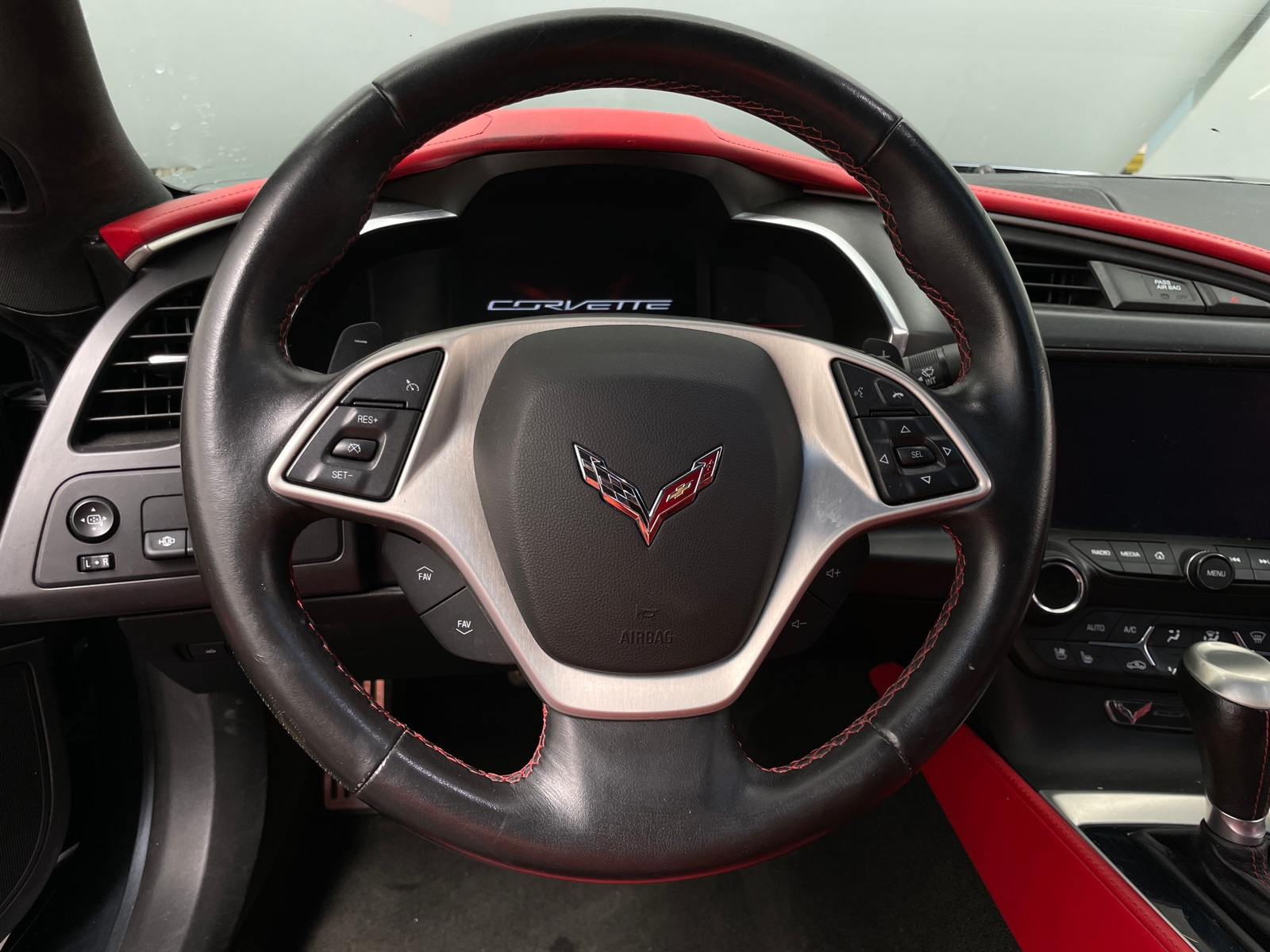 Thumbnail: 2014 Chevrolet Corvette - 3