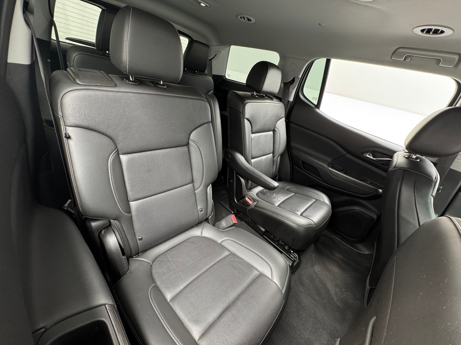 Thumbnail: 2023 GMC Acadia - 5