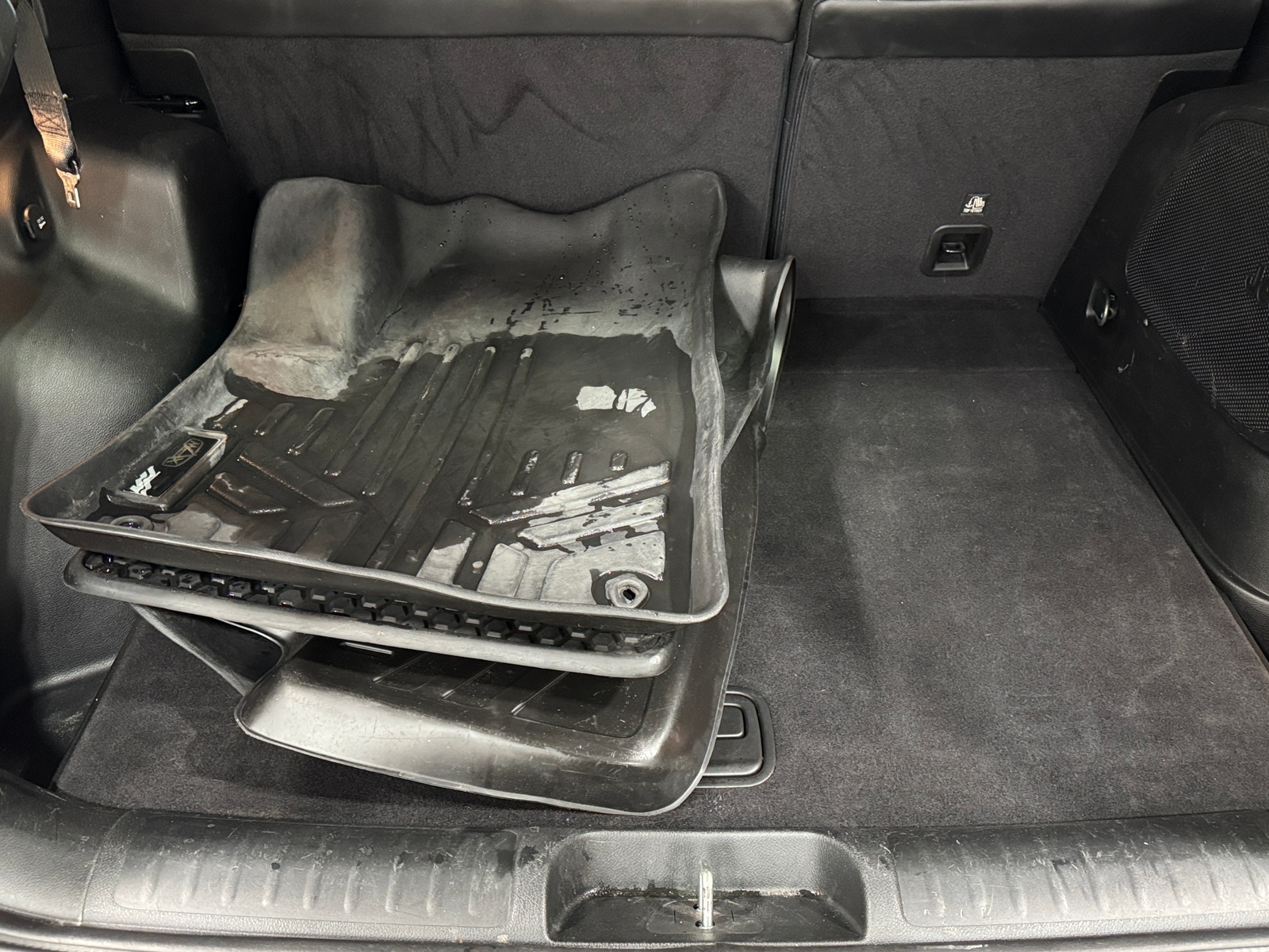 Thumbnail: 2019 Jeep Cherokee - 7