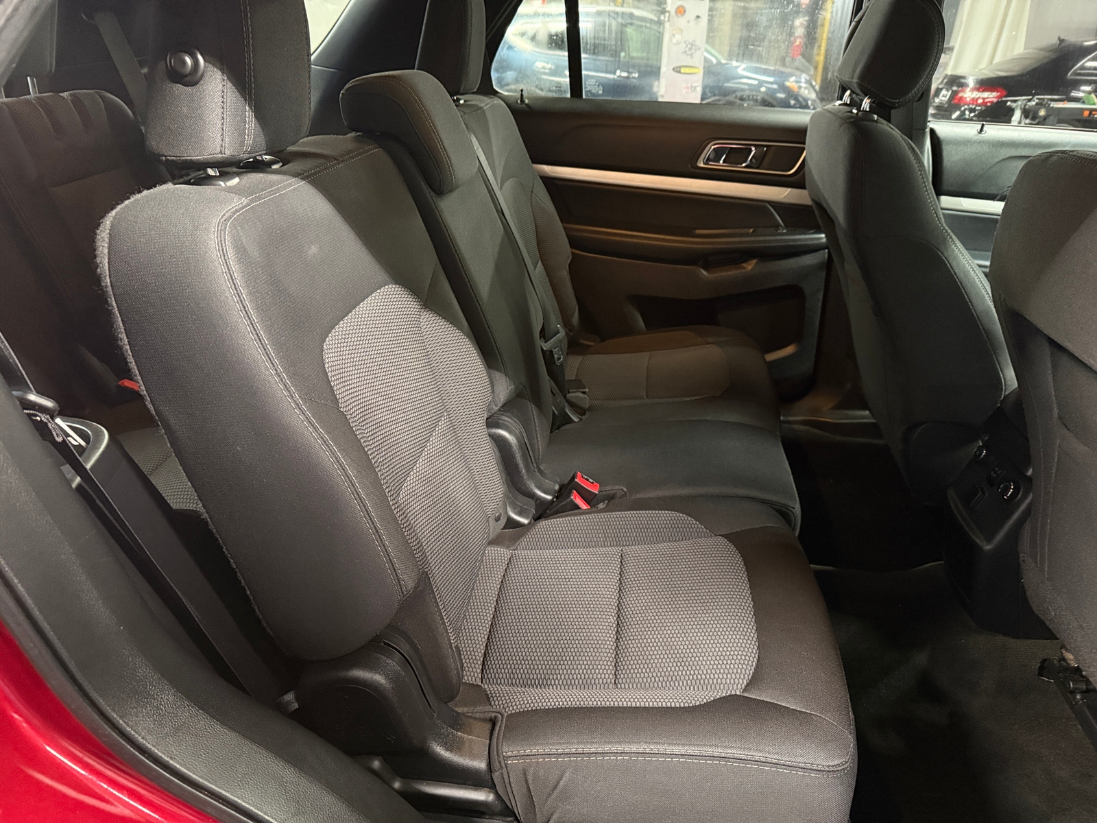 Thumbnail: 2017 Ford Explorer - 6