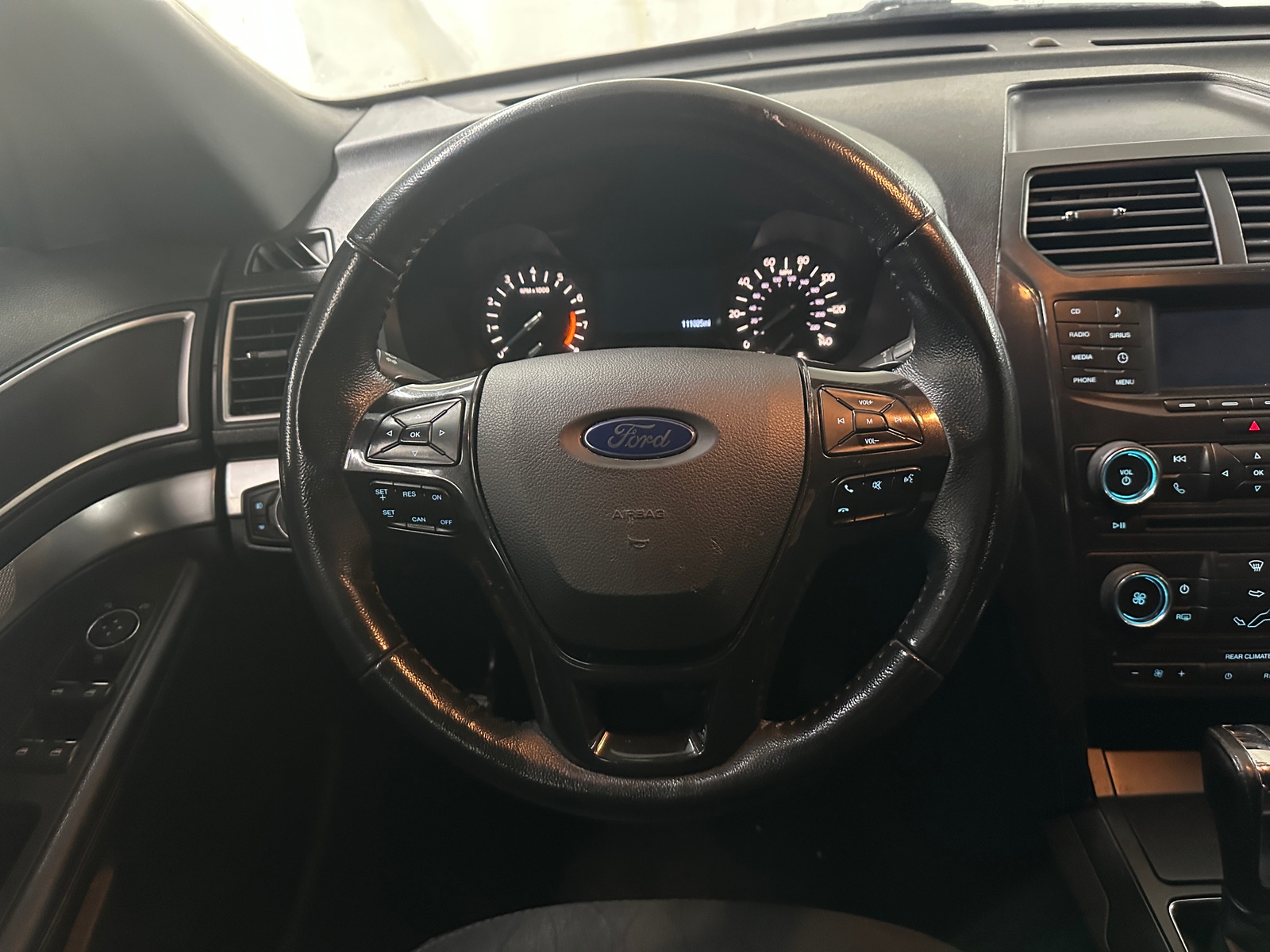 Thumbnail: 2017 Ford Explorer - 5