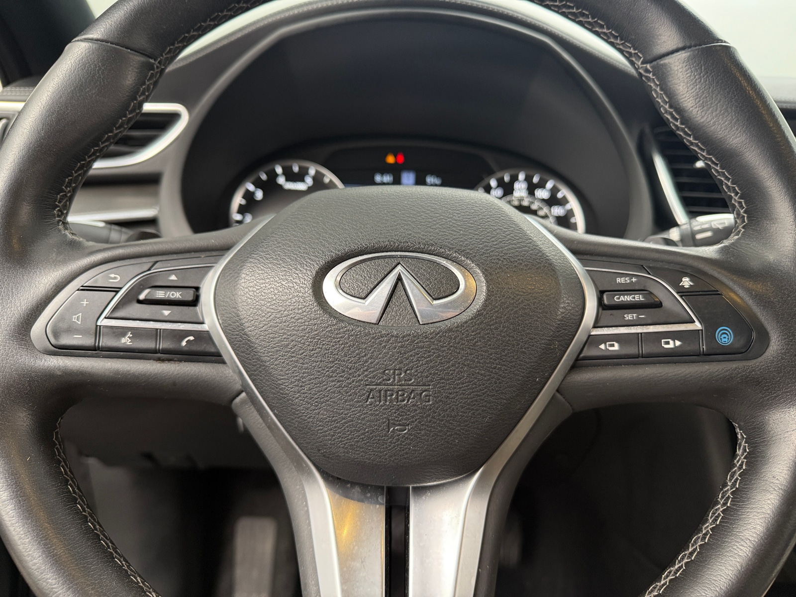 Thumbnail: 2023 INFINITI QX55 - 4