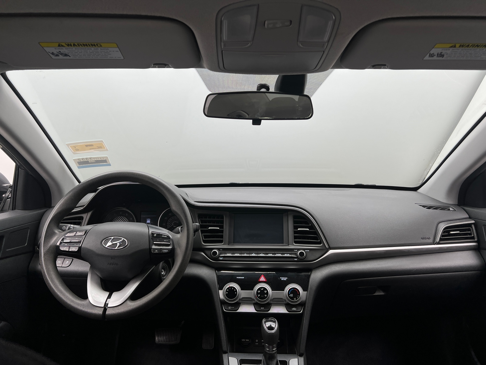 Thumbnail: 2019 Hyundai Elantra - 3