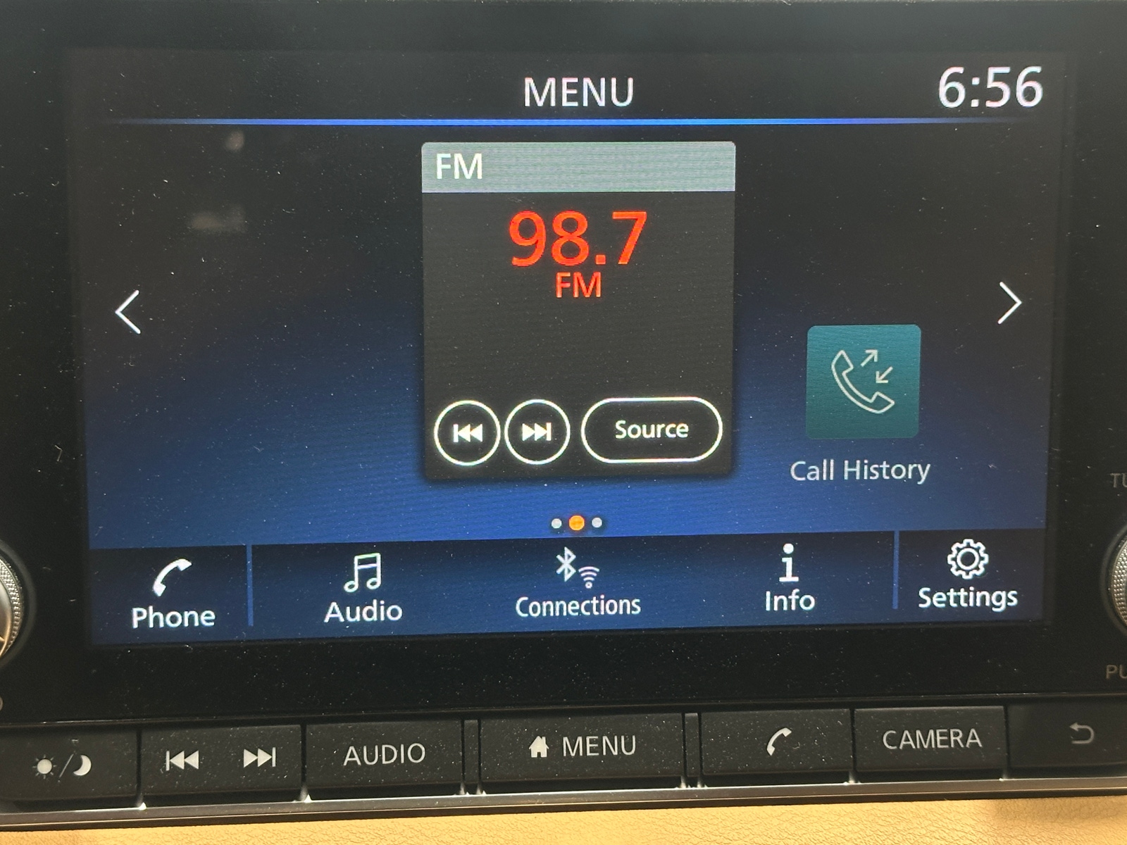 Thumbnail: 2022 Nissan Sentra - 4