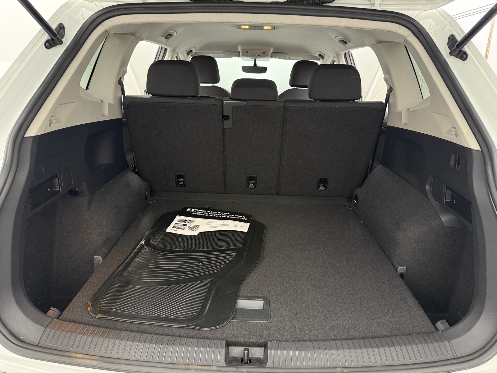 Thumbnail: 2021 Volkswagen Tiguan - 7