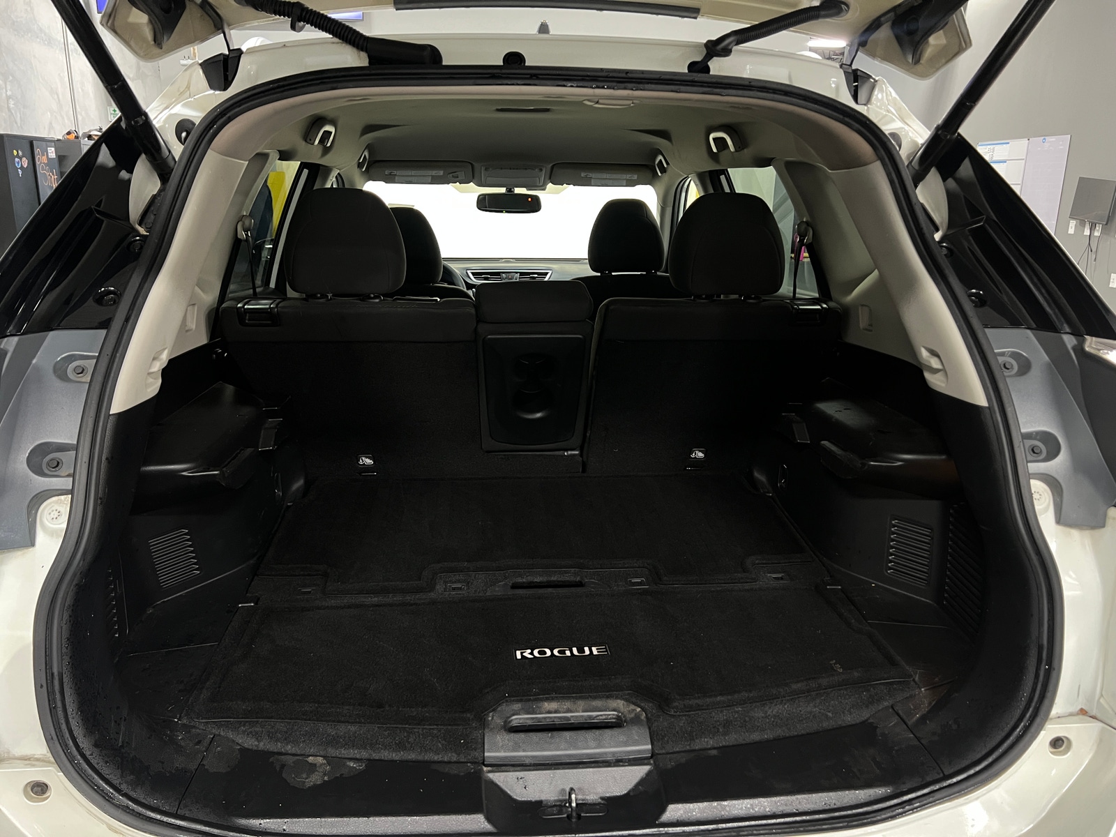 Thumbnail: 2016 Nissan Rogue - 7