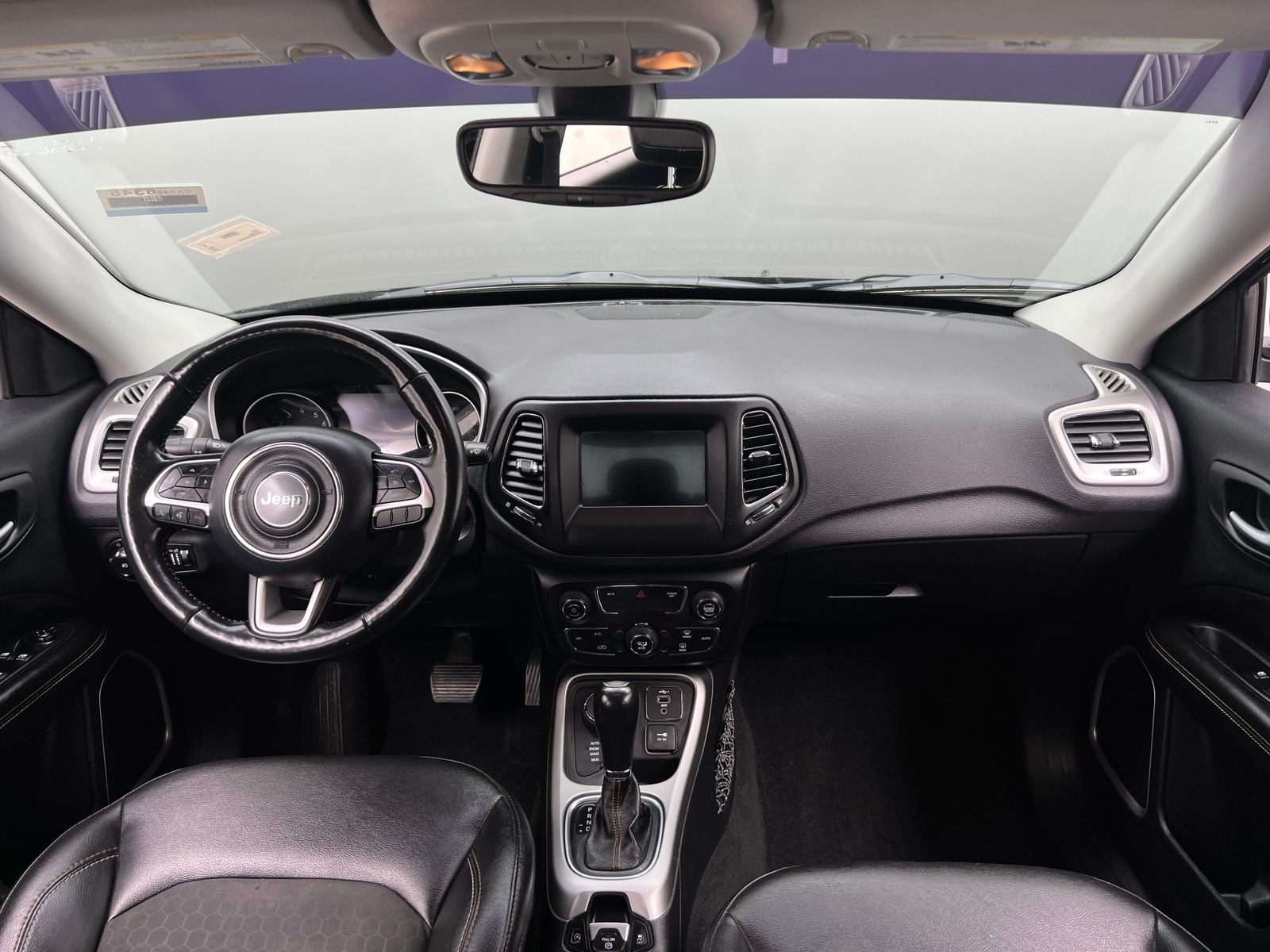 Thumbnail: 2018 Jeep Compass - 3