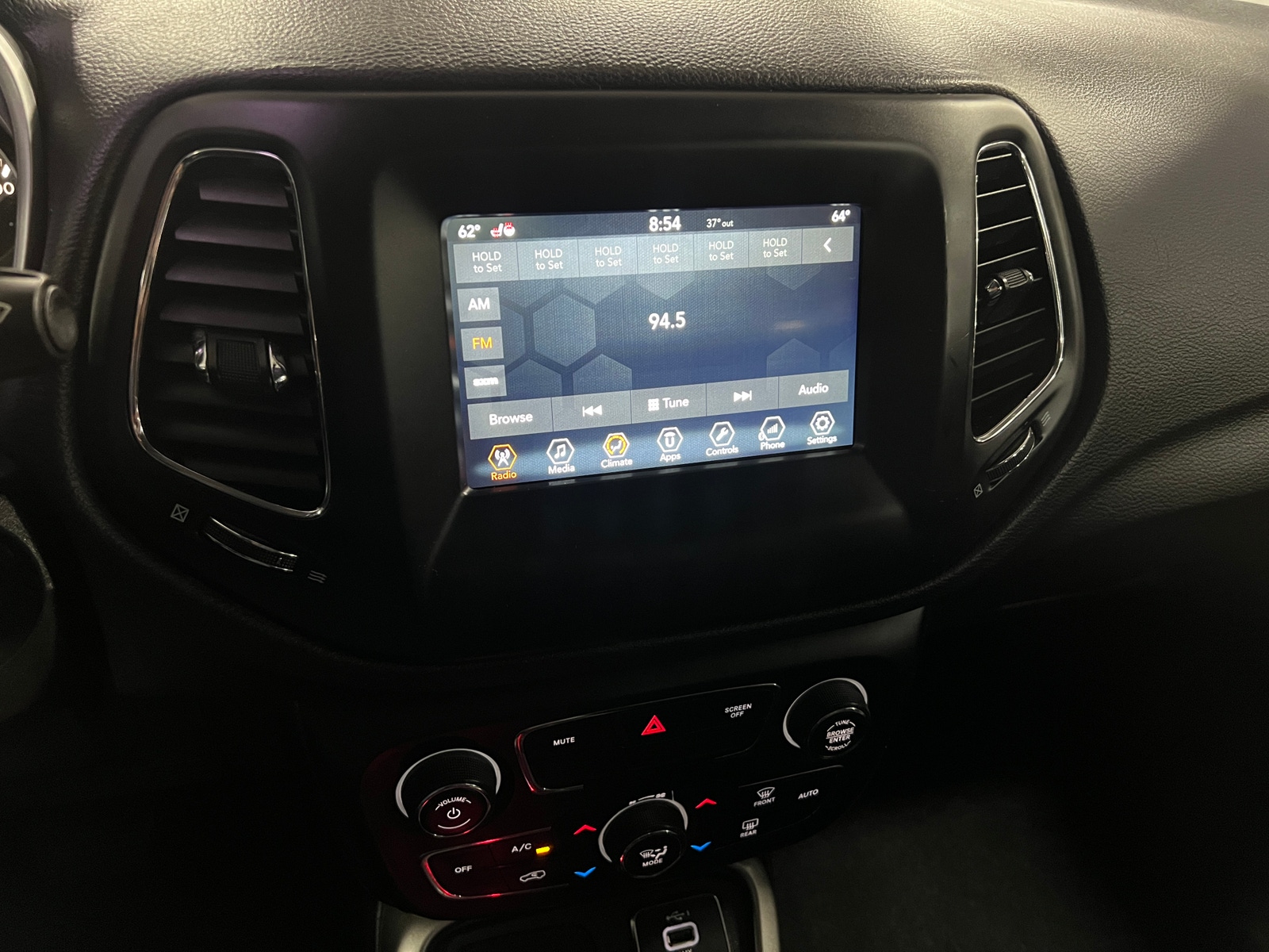 Thumbnail: 2018 Jeep Compass - 4