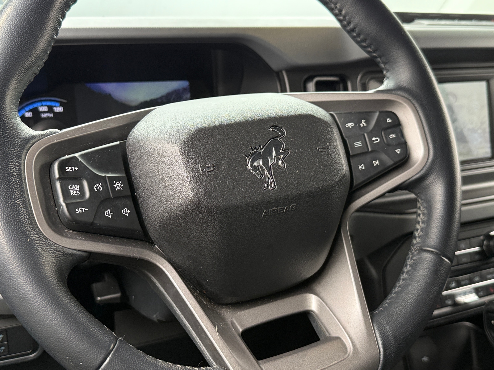 Thumbnail: 2022 Ford Bronco - 5