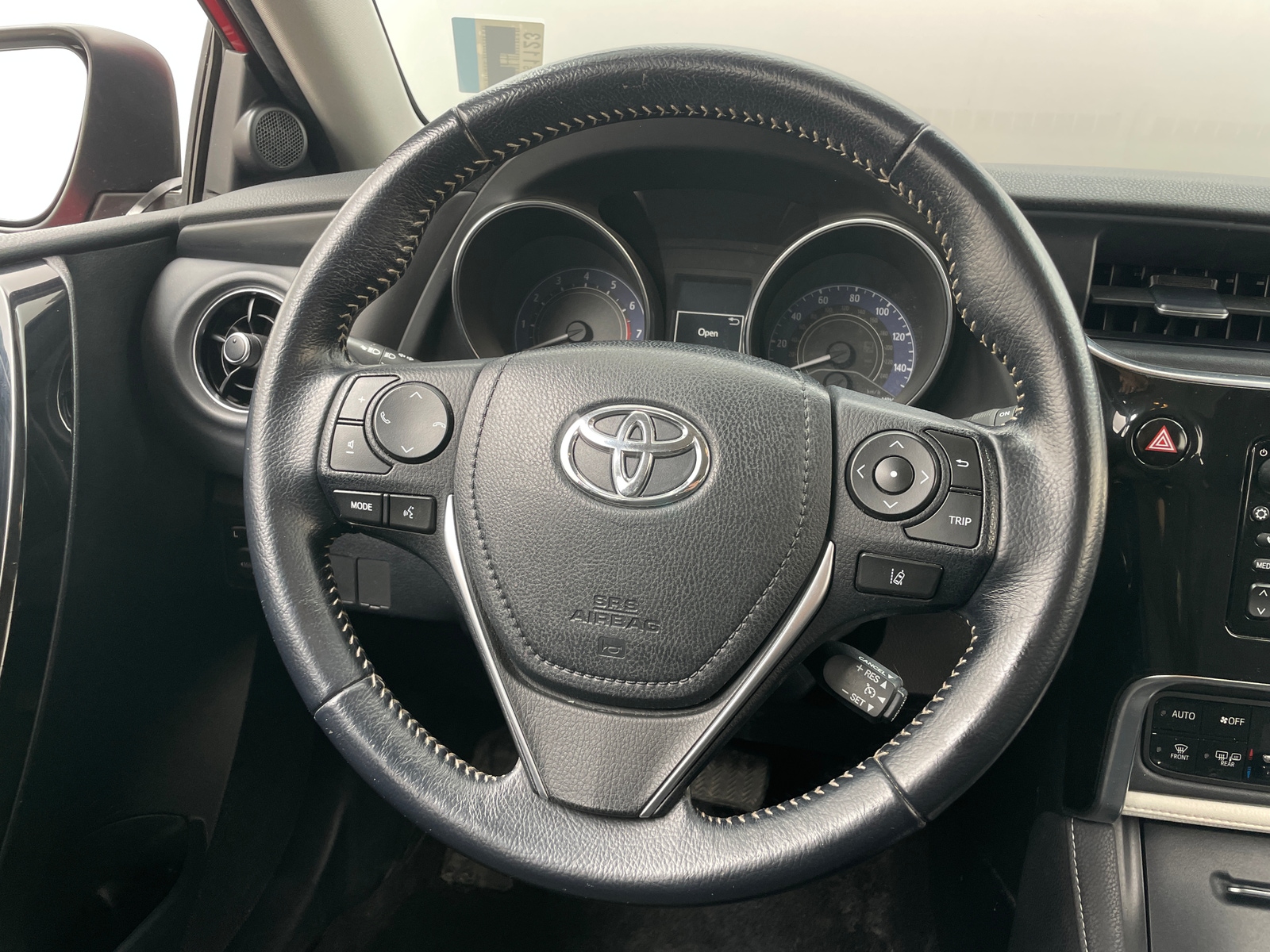 Thumbnail: 2017 Toyota Corolla iM - 5