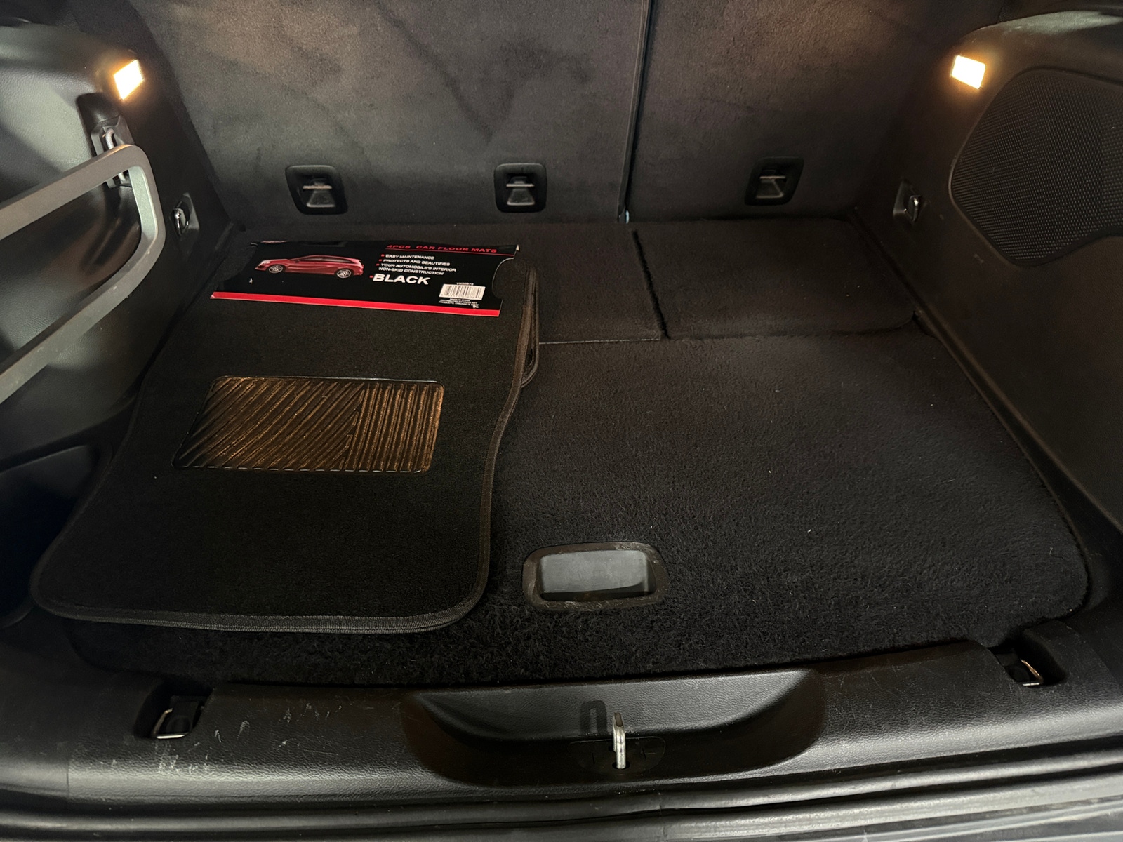 Thumbnail: 2015 Jeep Cherokee - 6