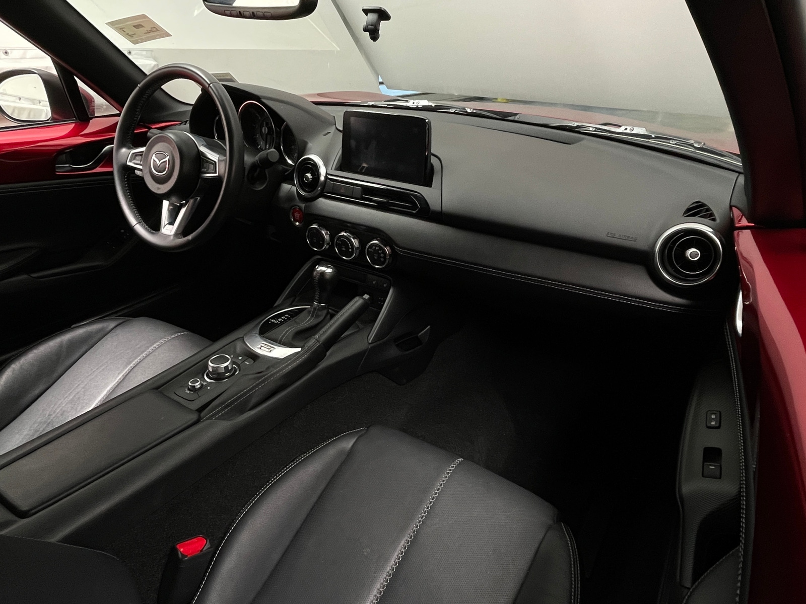 Thumbnail: 2022 Mazda MX-5 Miata - 2