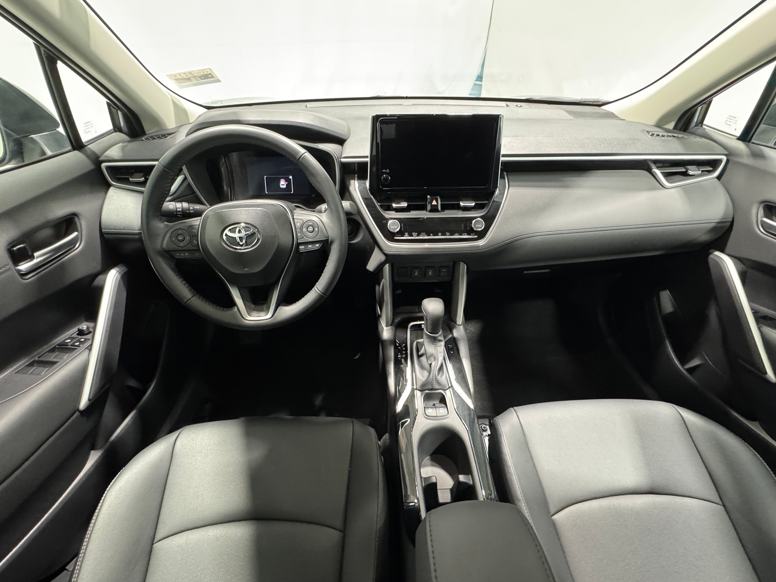 Thumbnail: 2025 Toyota Corolla Cross - 2