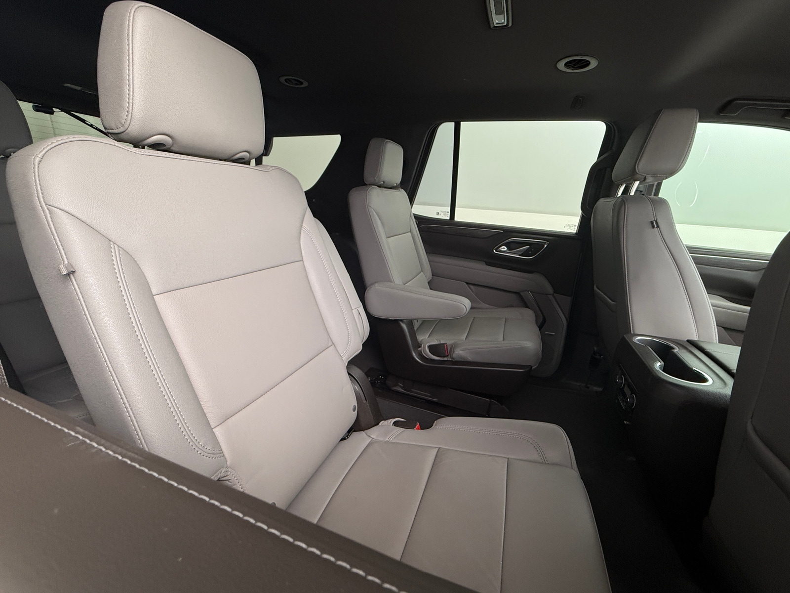 Thumbnail: 2022 Chevrolet Tahoe - 5