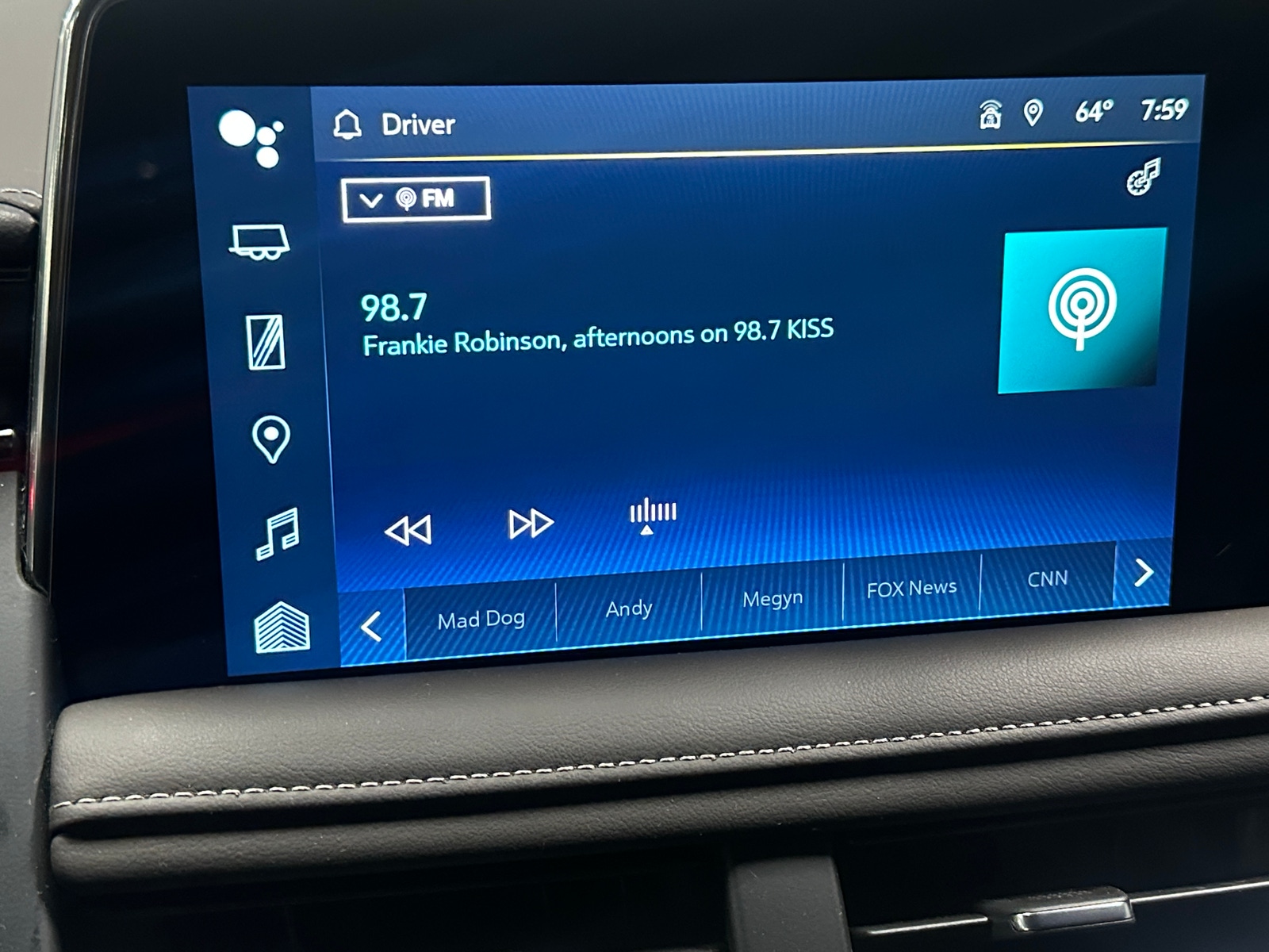 Thumbnail: 2022 Chevrolet Tahoe - 3