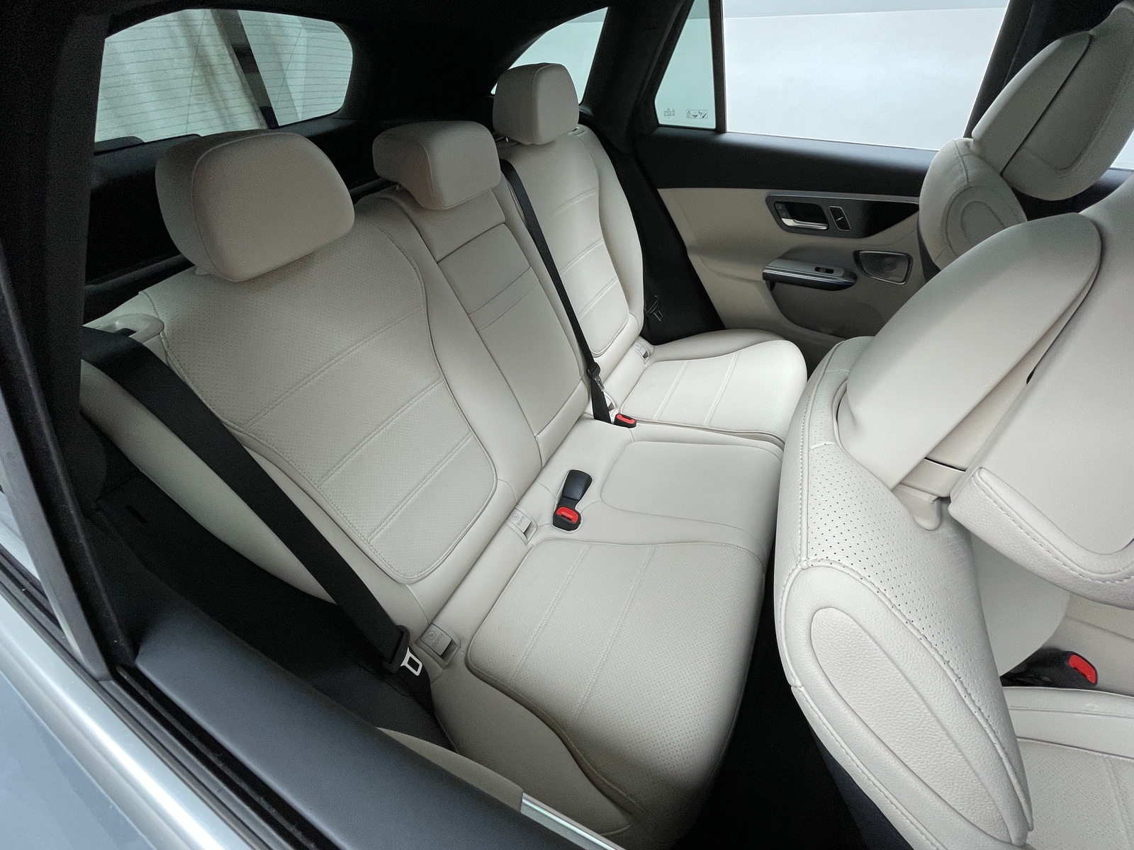 Thumbnail: 2025 Mercedes-Benz GLC - 5