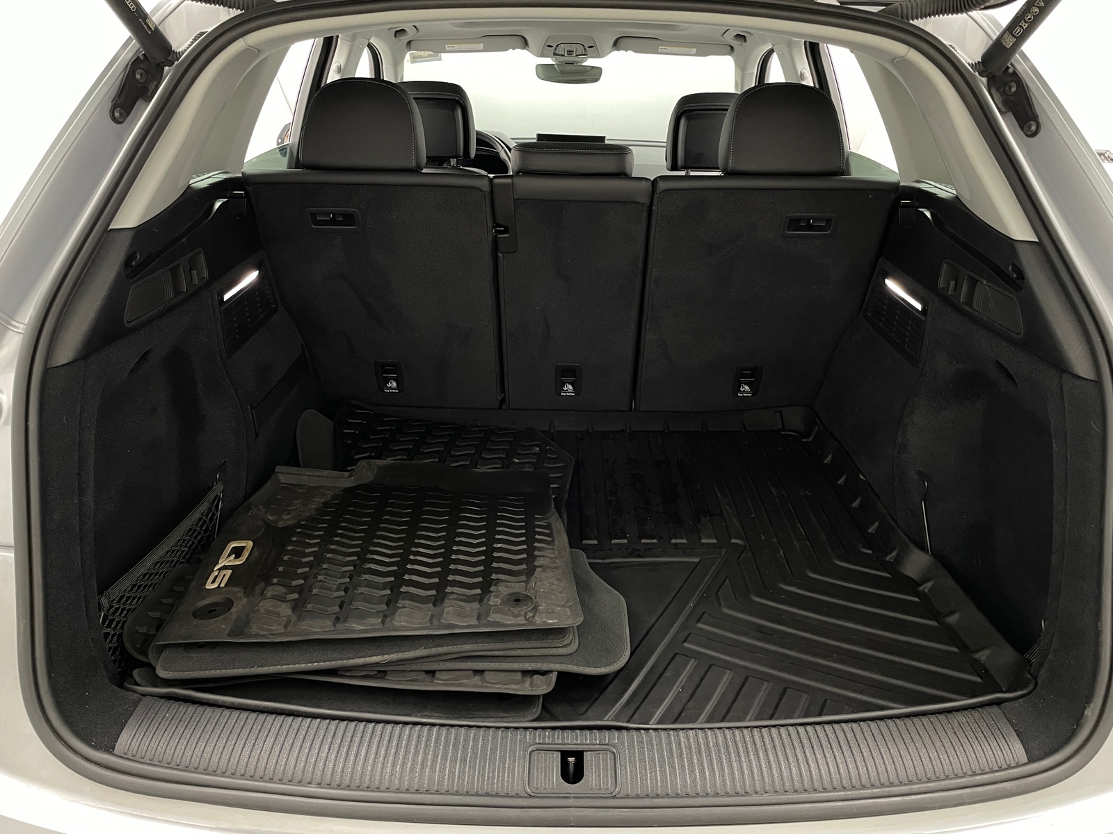 Thumbnail: 2022 Audi Q5 - 6