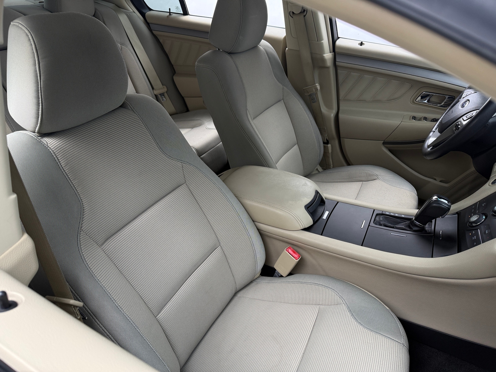 Thumbnail: 2015 Ford Taurus - 2