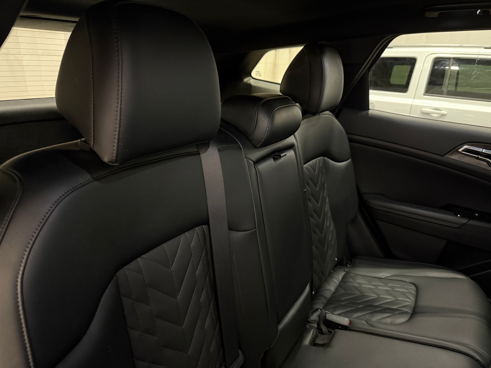 Thumbnail: 2023 Kia Sportage - 5