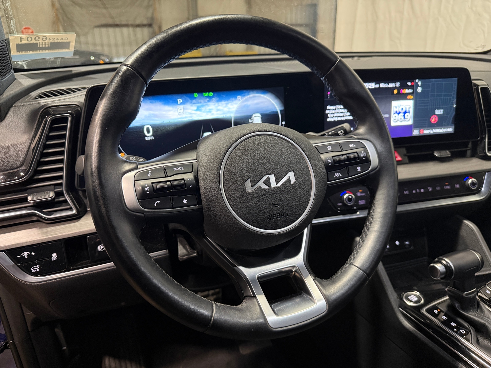 Thumbnail: 2023 Kia Sportage - 4