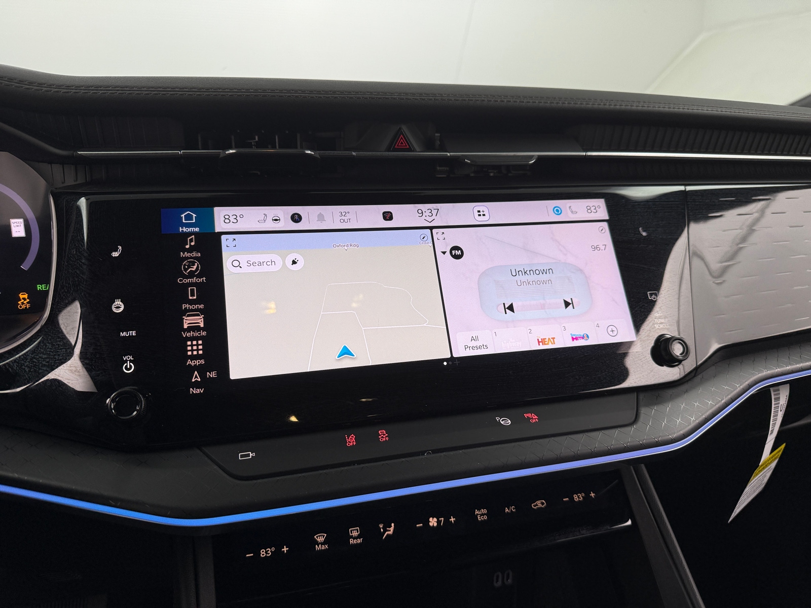 Thumbnail: 2025 Jeep Wagoneer S - 3