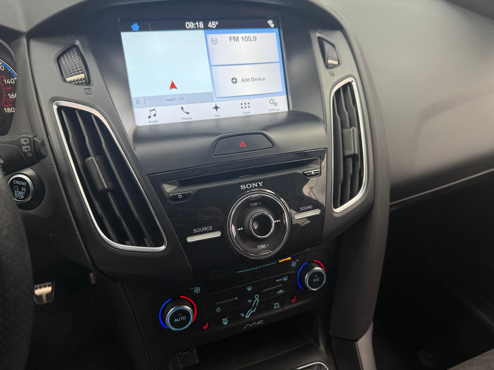 Thumbnail: 2017 Ford Focus - 3