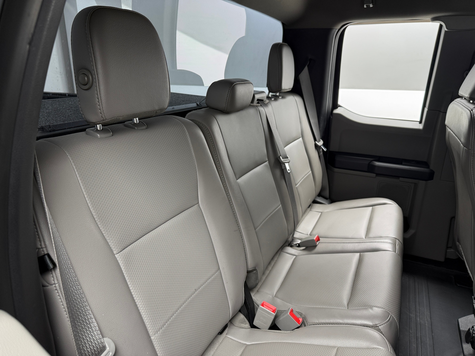 Thumbnail: 2018 Ford Econoline - 5