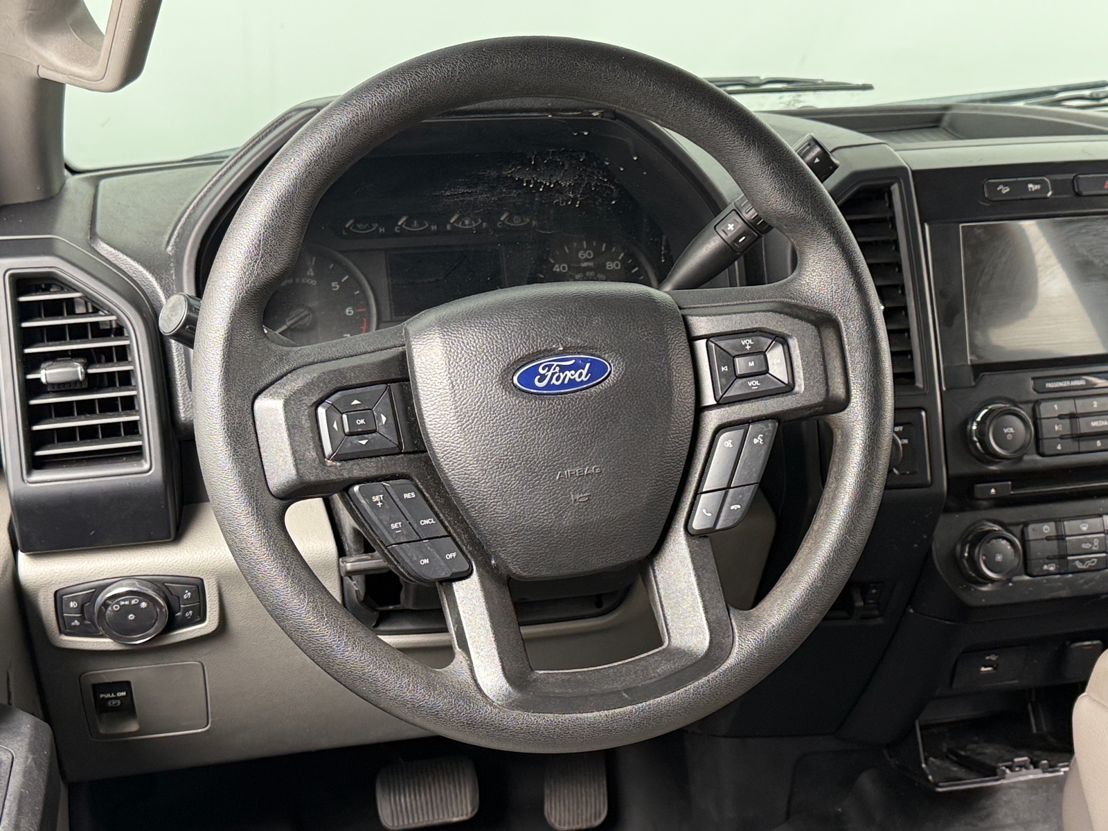 Thumbnail: 2018 Ford Econoline - 4