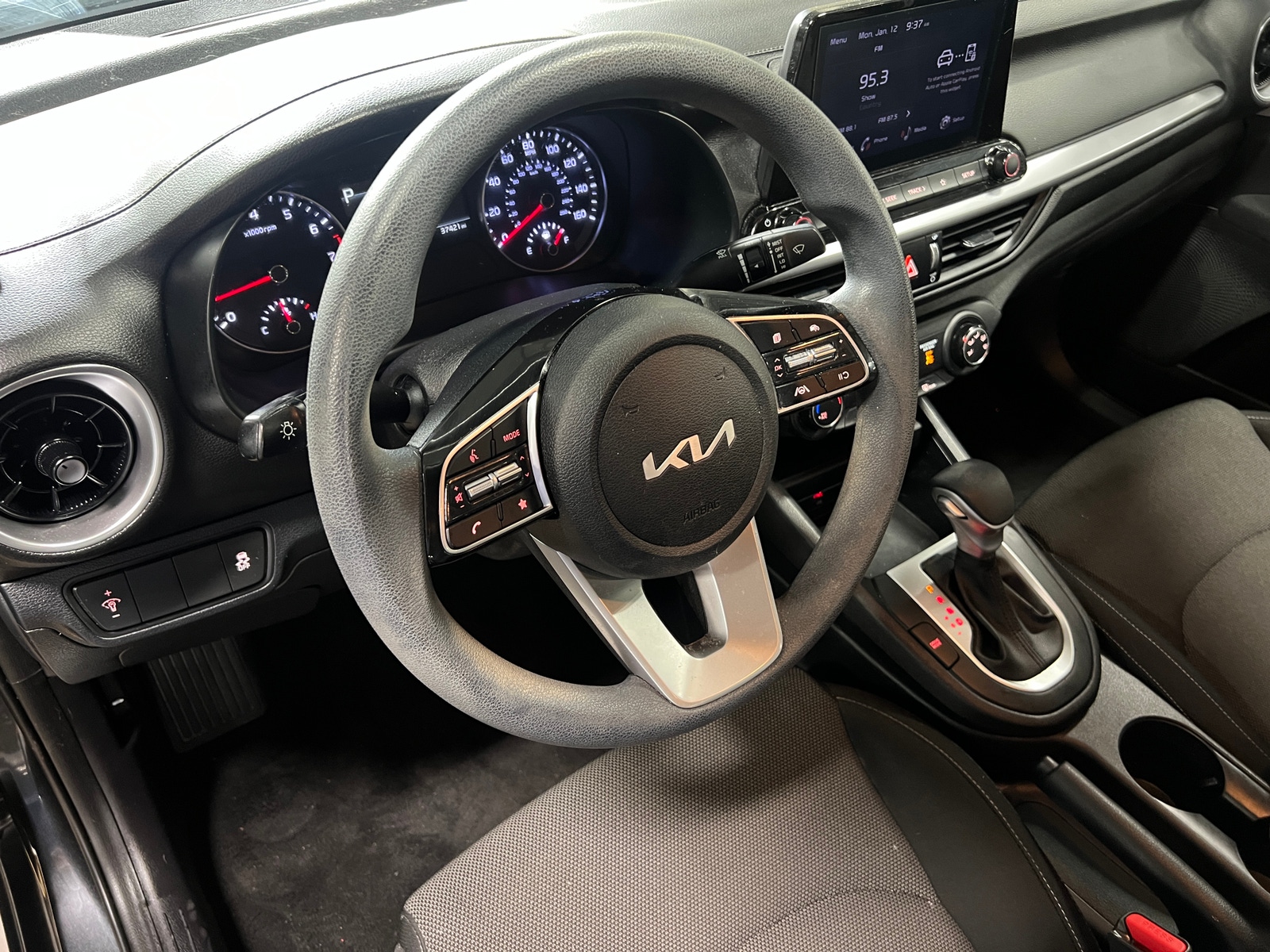 Thumbnail: 2022 Kia Forte - 5