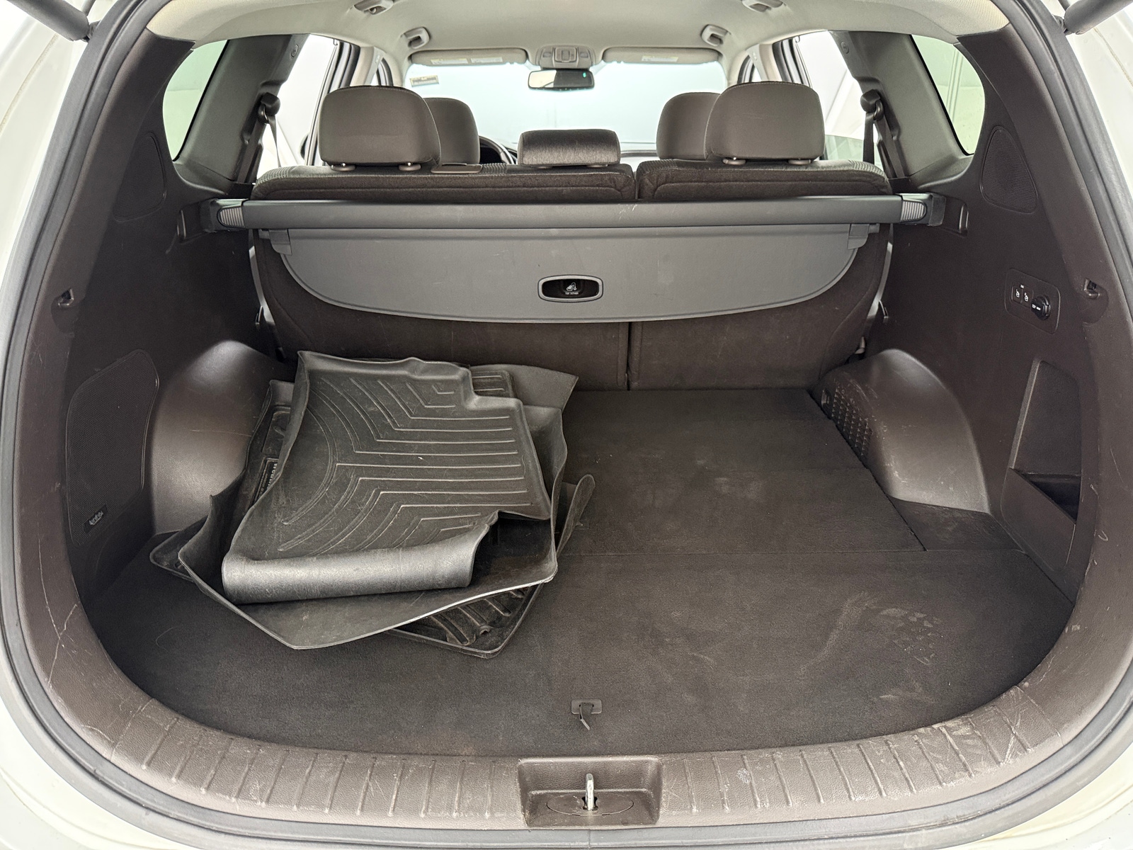 Thumbnail: 2020 Hyundai Santa Fe - 7