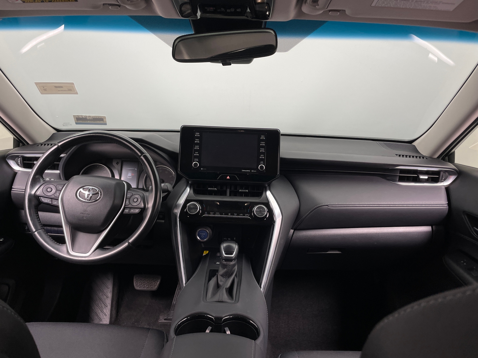 Thumbnail: 2021 Toyota Venza - 3