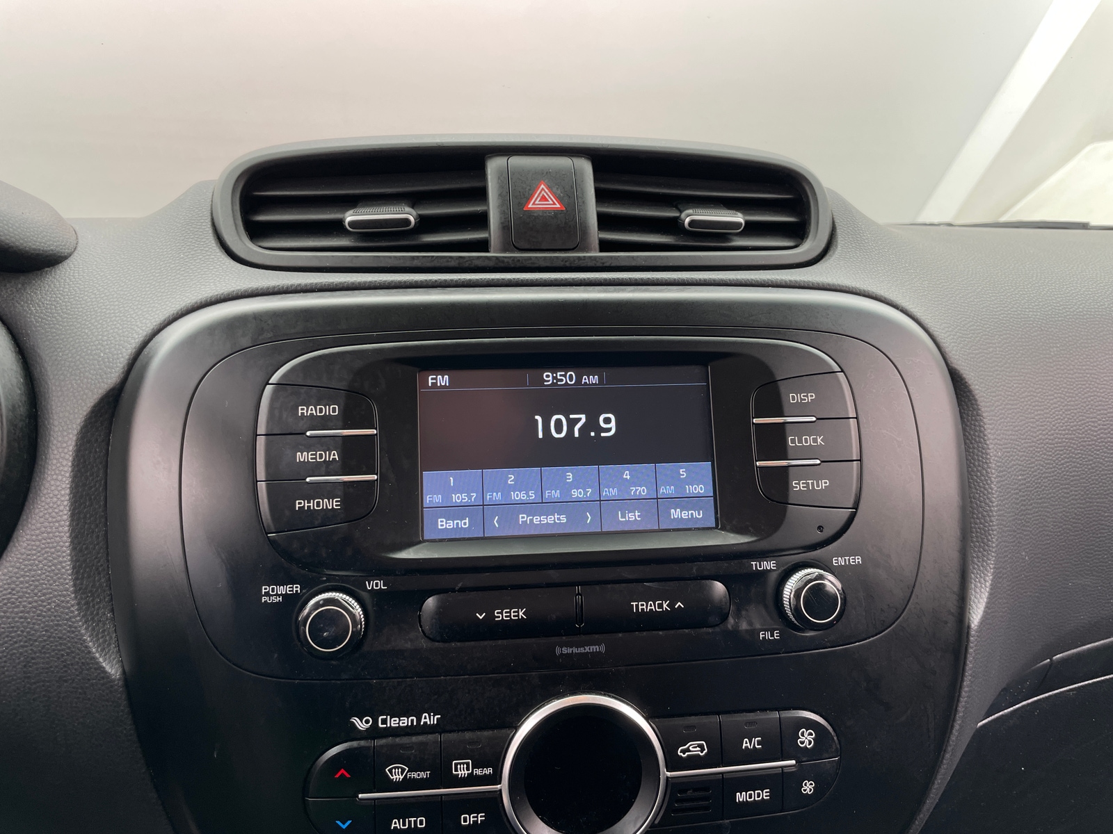 Thumbnail: 2017 Kia Soul - 4