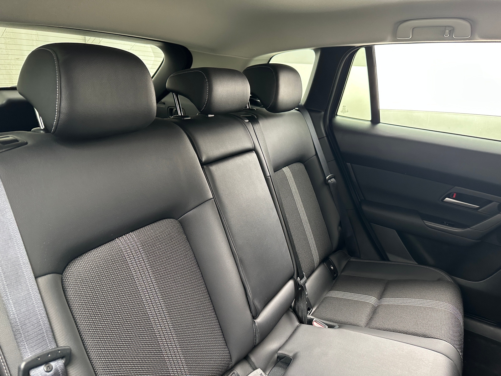 Thumbnail: 2025 Mazda CX-50 - 5