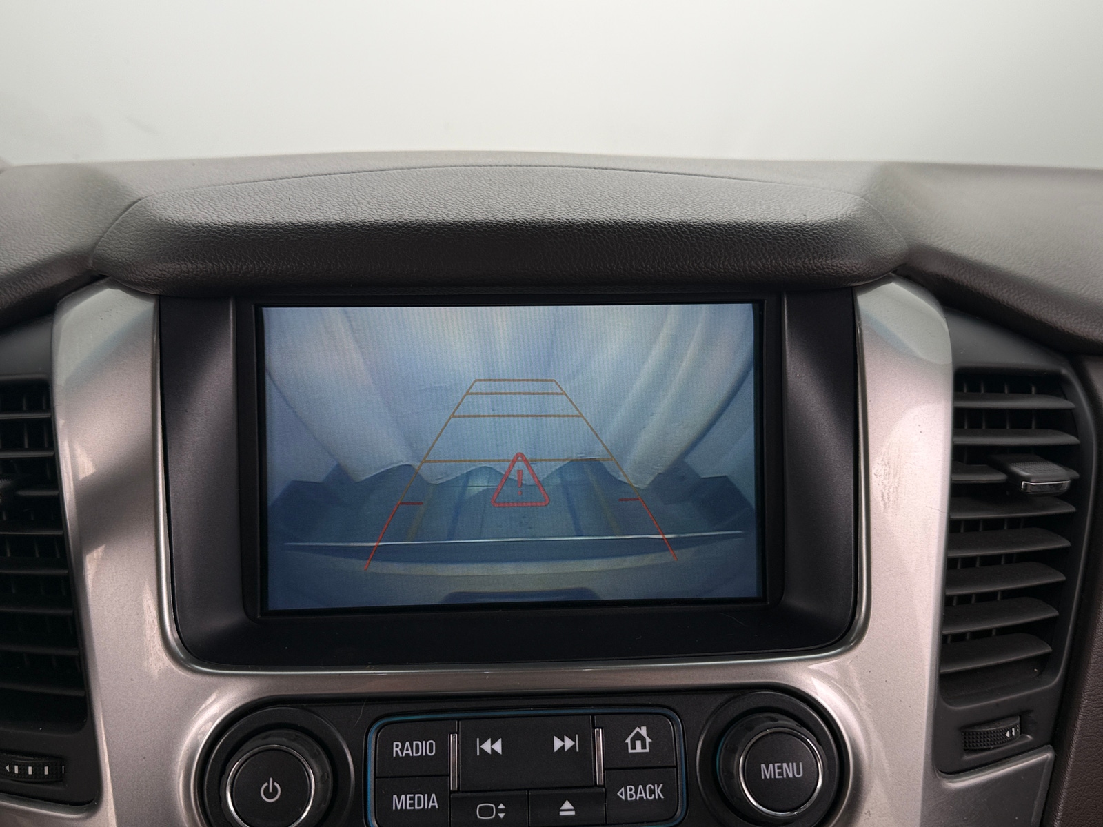 Thumbnail: 2019 Chevrolet Suburban - 3