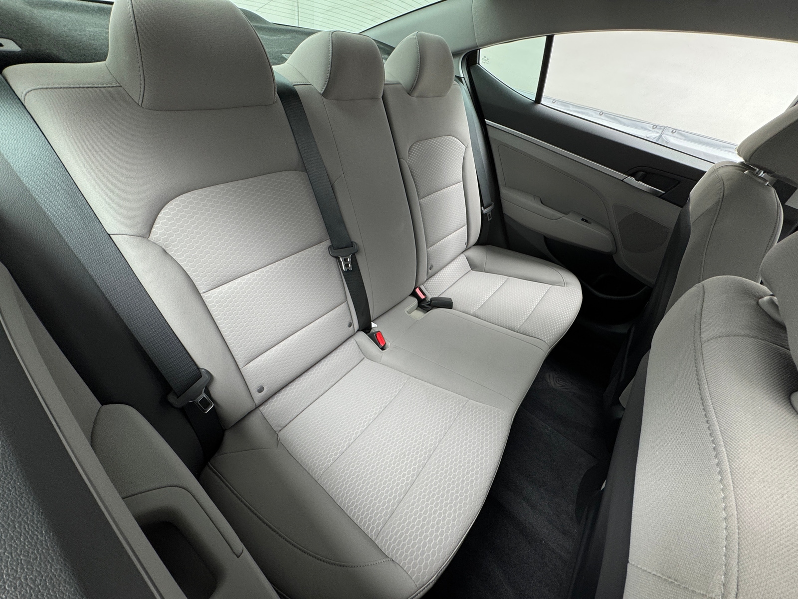 Thumbnail: 2020 Hyundai Elantra - 6