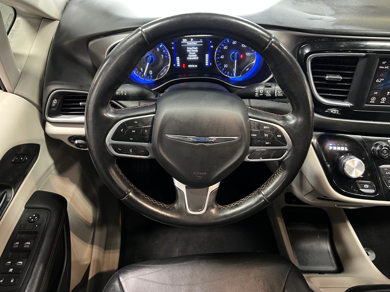 Thumbnail: 2020 Chrysler Pacifica - 4