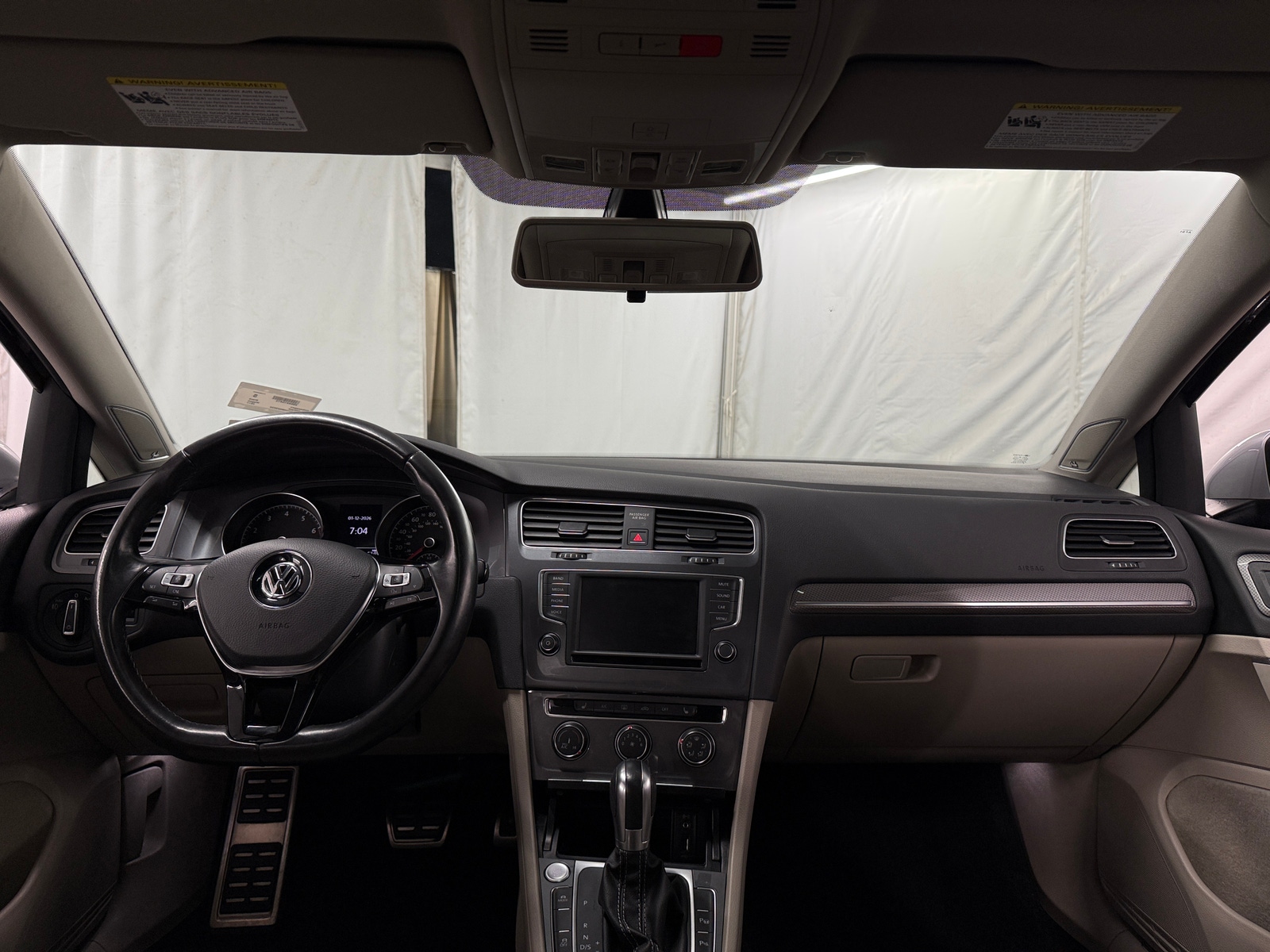 Thumbnail: 2017 Volkswagen Golf - 2