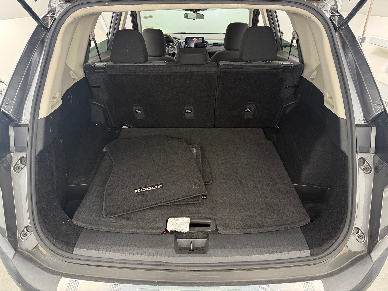 Thumbnail: 2022 Nissan Rogue - 7