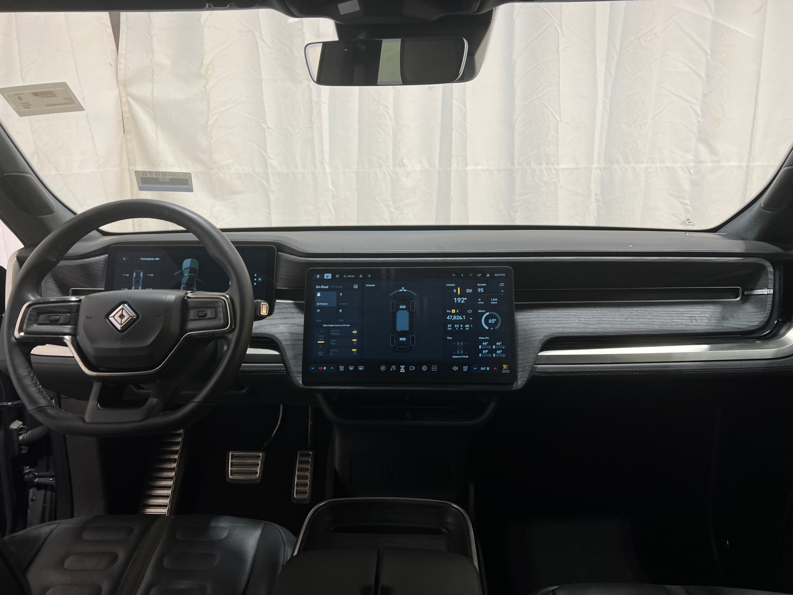 Thumbnail: 2023 Rivian R1T - 2