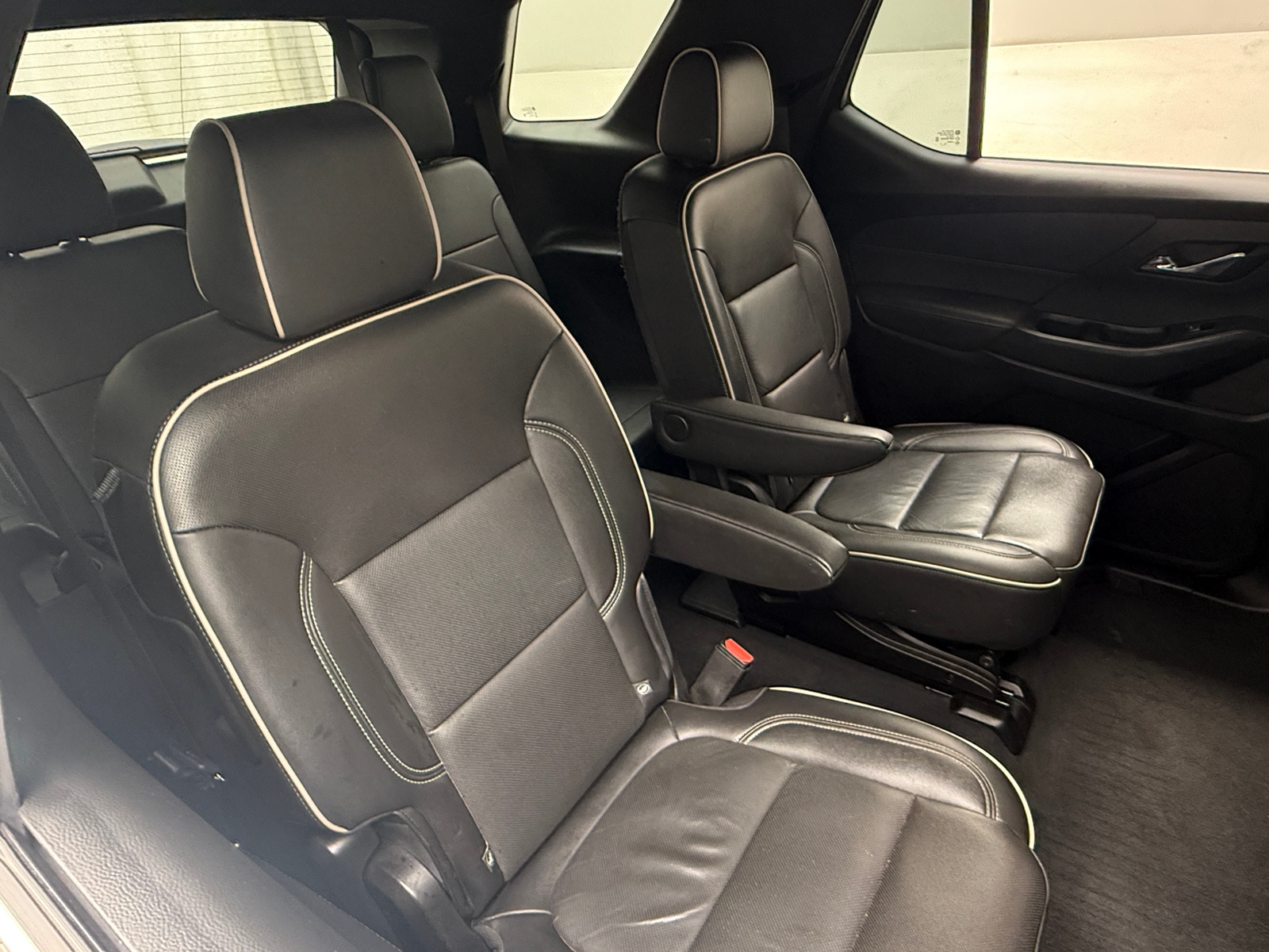 Thumbnail: 2022 Chevrolet Traverse - 5