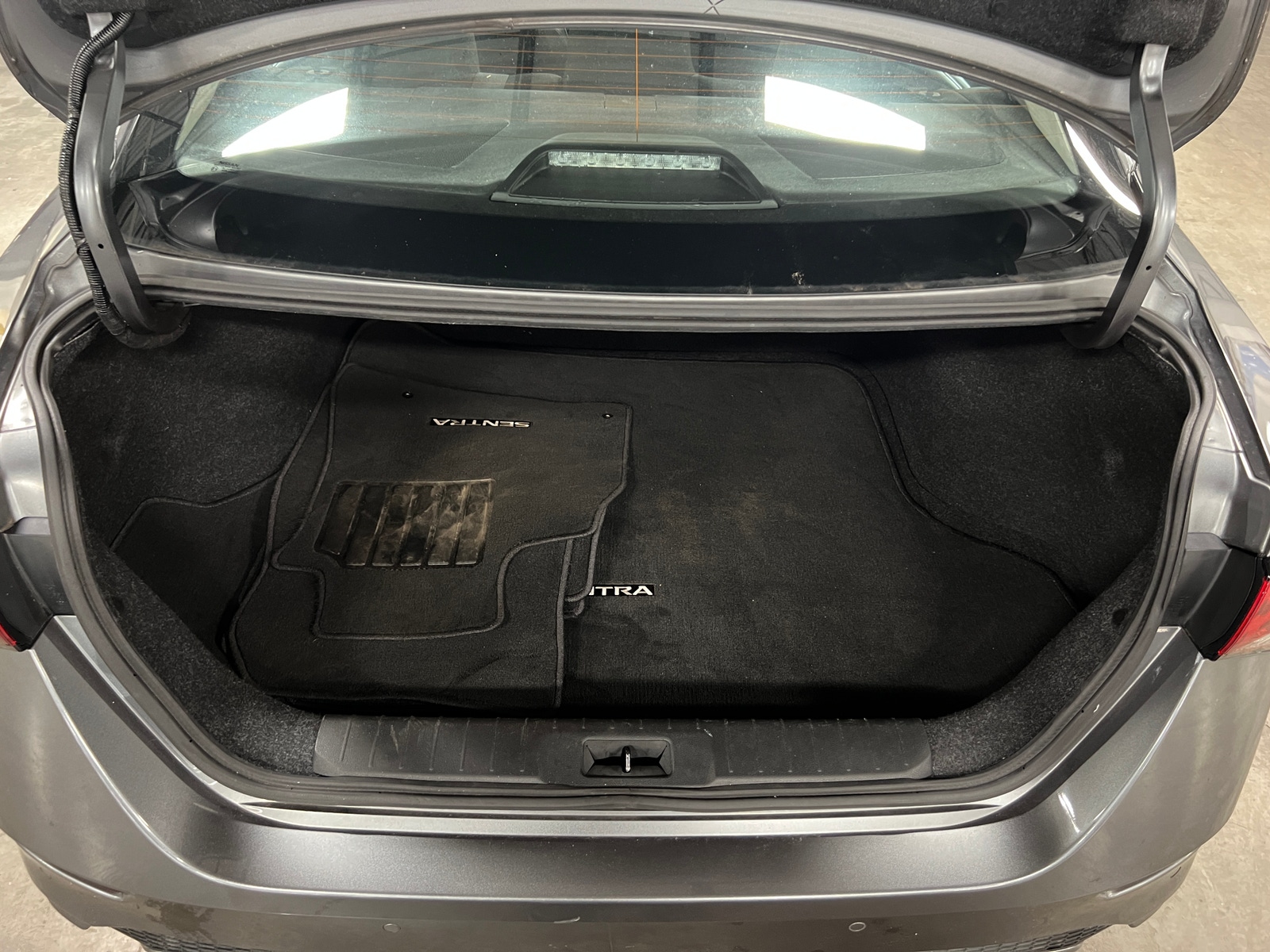 Thumbnail: 2020 Nissan Sentra - 7