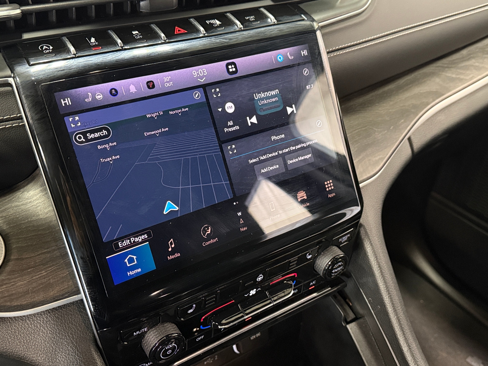 Thumbnail: 2024 Jeep Grand Cherokee - 3